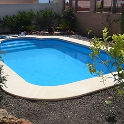 PISCINA MALLORCA 7.5 - 7.50 x 3.50 x 0.85 / 1.70 M - Imagen 1